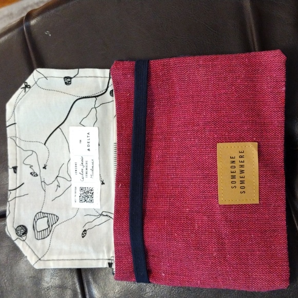 EUC Someone Somewhere Pouch and Jewelry - Picture 4 of 13